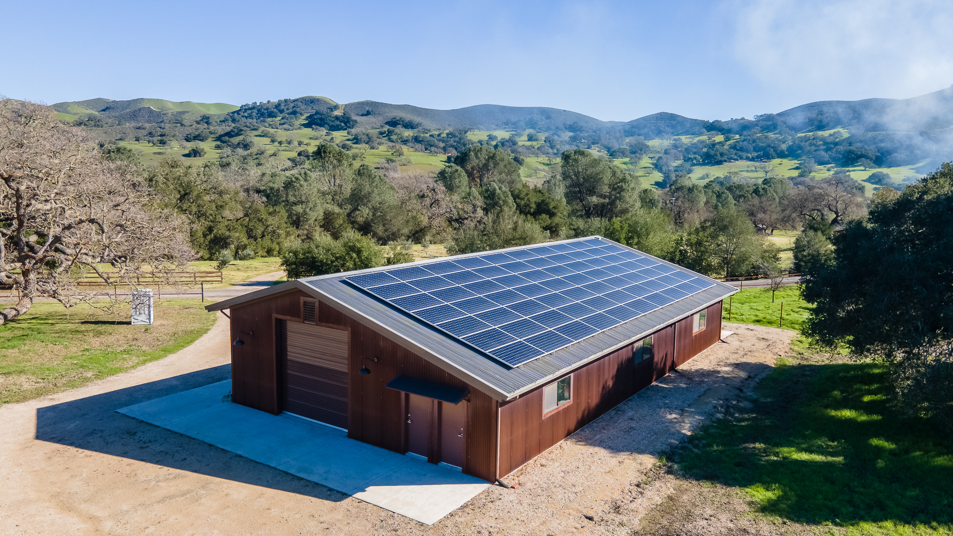 Steel shop with rooftop solar